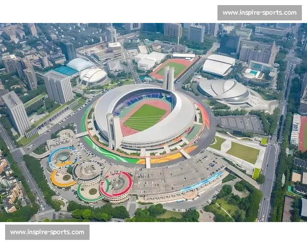 震撼！无人机视角下的中超球场，直播画面美轮美奂